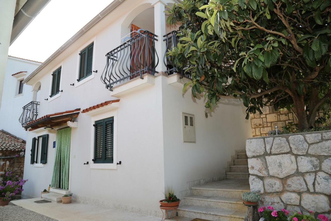Tinka Apartman *